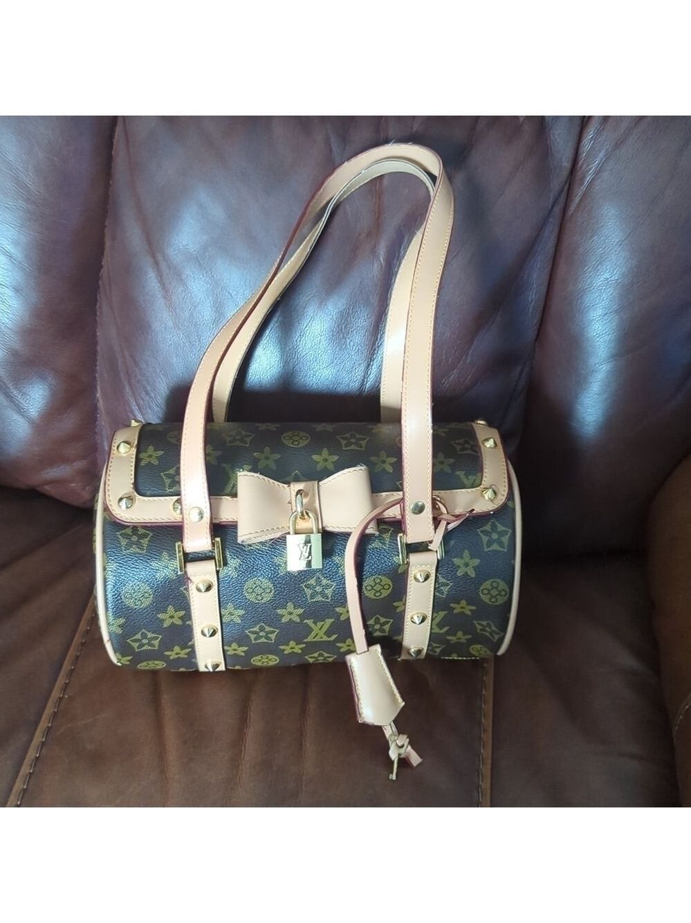 Shoulder Bag - Picture 7 of 13